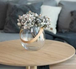 Fanni K Lampi Maljakko Nahkakahvalla Kirkas