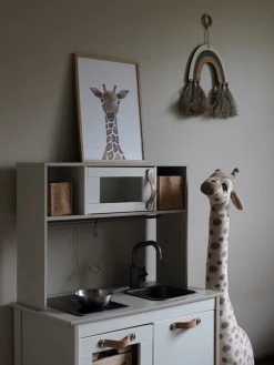 Kaverini Sella Kiraffi Juliste 30x40 Cm -Aarikka Shop kaverini designs kiraffi juliste1