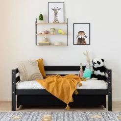 Affari Camille Ruukku Tyttö -Aarikka Shop liisa lastensanky 70x155cm musta web 27 1