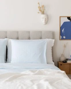 Veke Eevi Keraaminen Maljakko Ø10,5 Cm Kerma -Aarikka Shop ruutu pussilakanasetti vaaleansininen valkoinen web