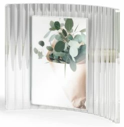 Umbra Ripley Kehys 22,4x19x7 Cm Messinki -Aarikka Shop umbra ripley kehys messinki3